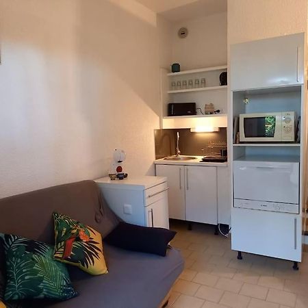 Location Dans Residence Calme, Proche Mer Cavalaire-sur-Mer Exterior photo